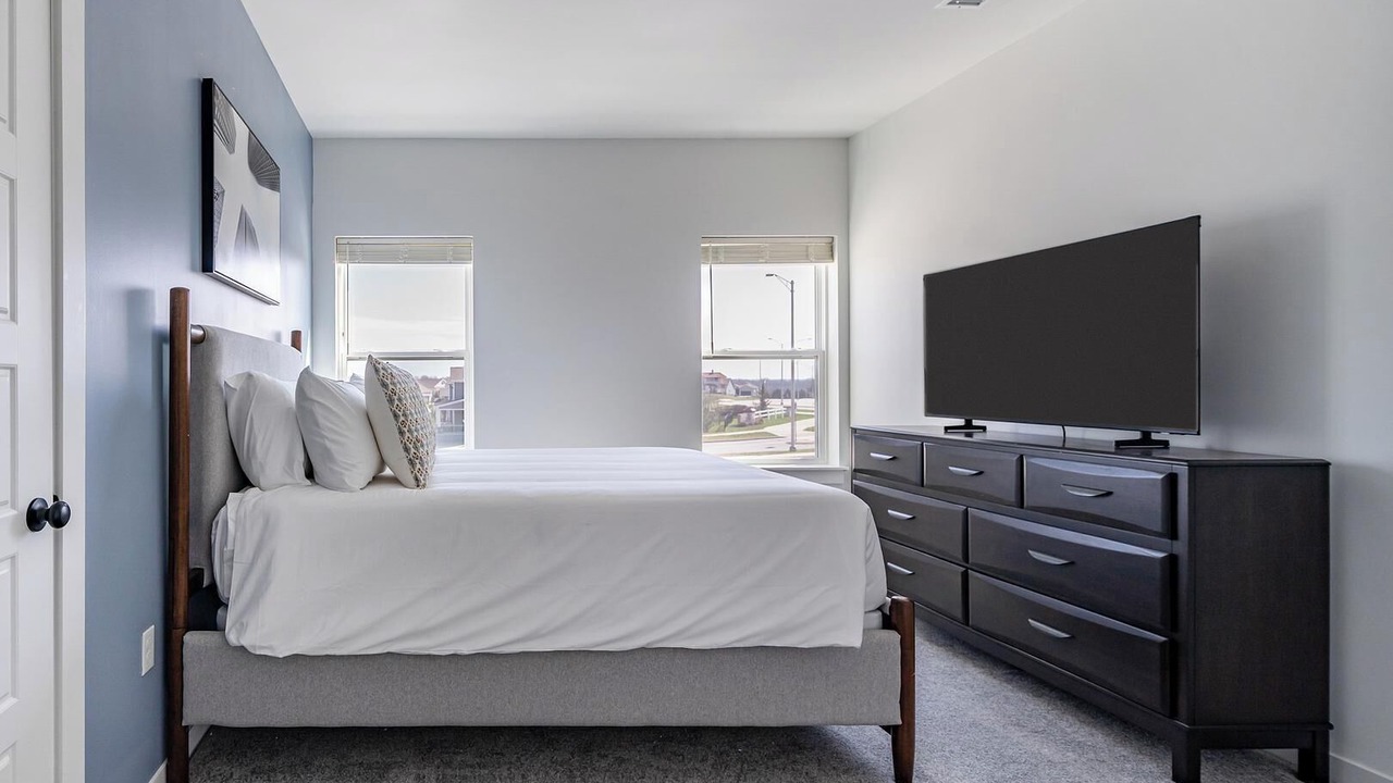 Photo of Bedroom in Lee's Summit