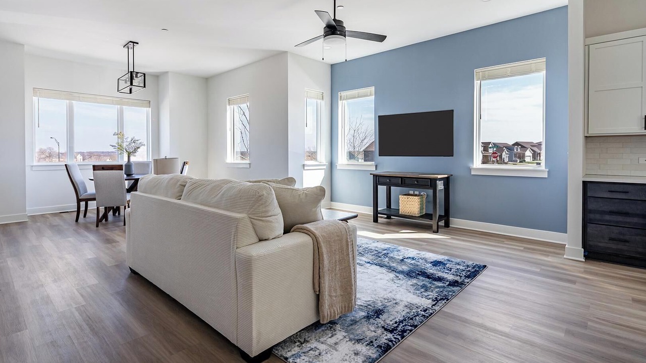 Photo of Livingroom in Lee's Summit