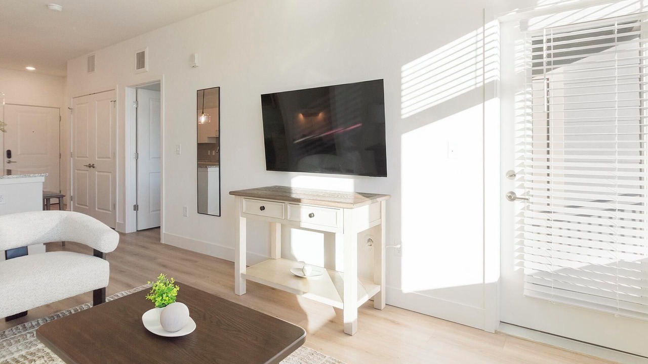 Photo of Livingroom in Firestone