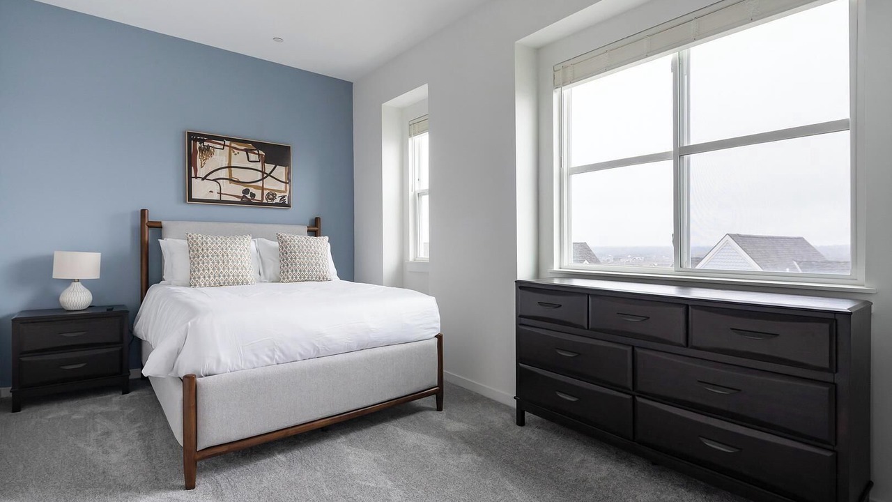 Photo of Bedroom in Lee's Summit
