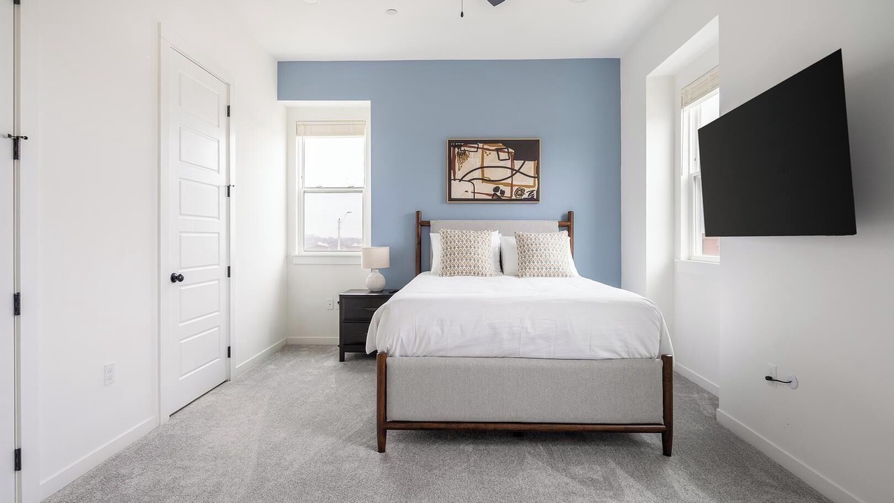 Photo of Bedroom in Lee's Summit