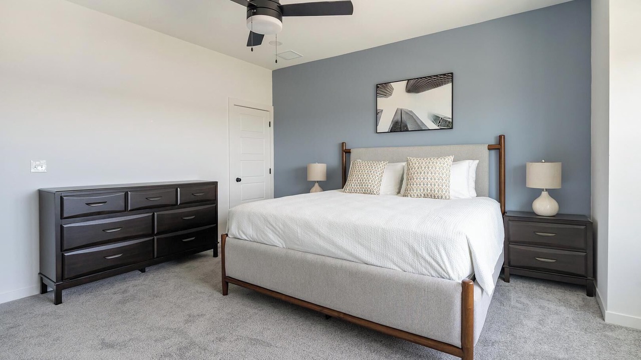 Photo of Bedroom in Lee's Summit