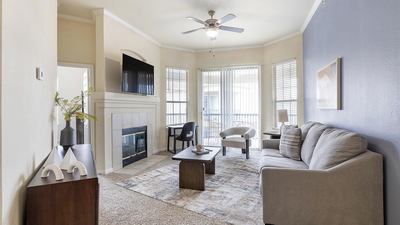 Photo of Livingroom in Lewisville