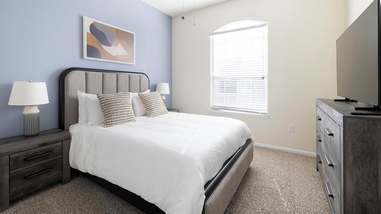 Photo of Bedroom in Lewisville