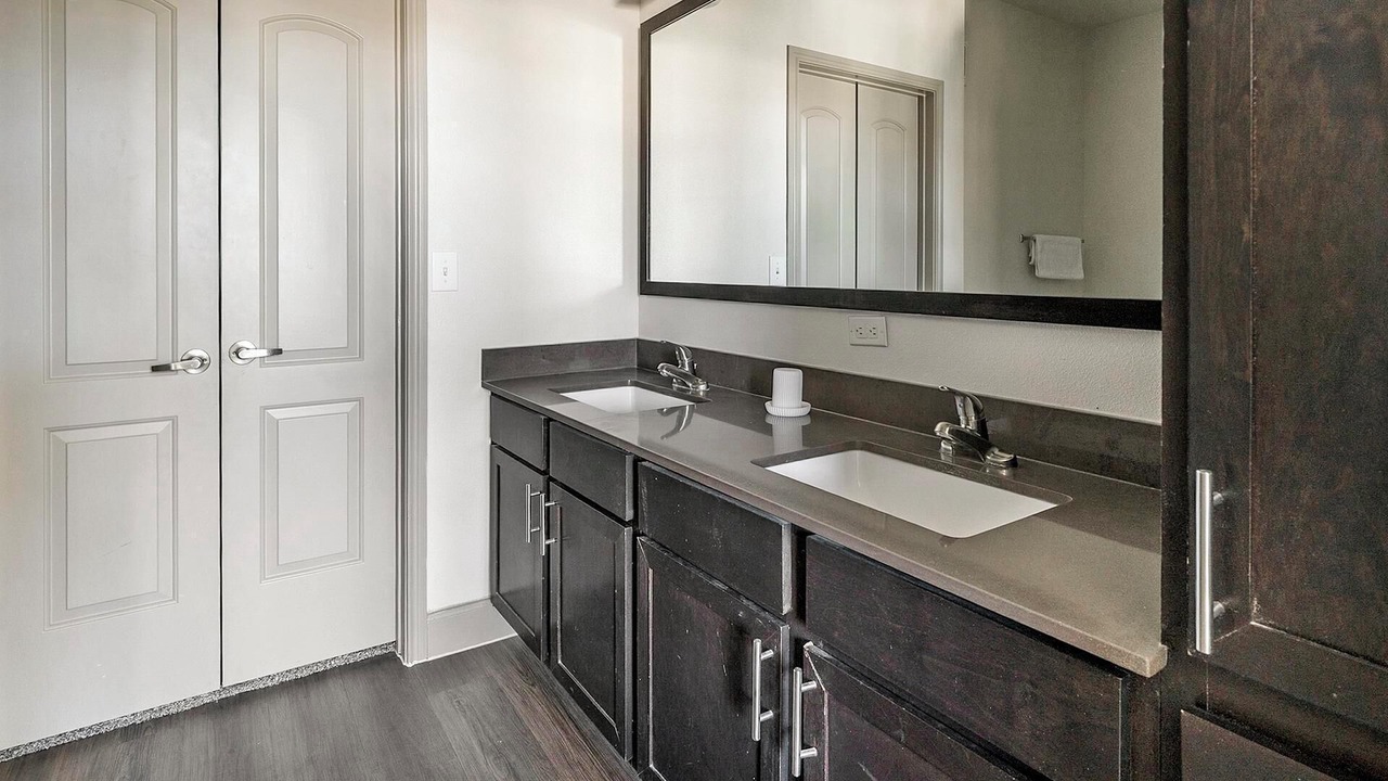 Photo of Bathroom in Spring