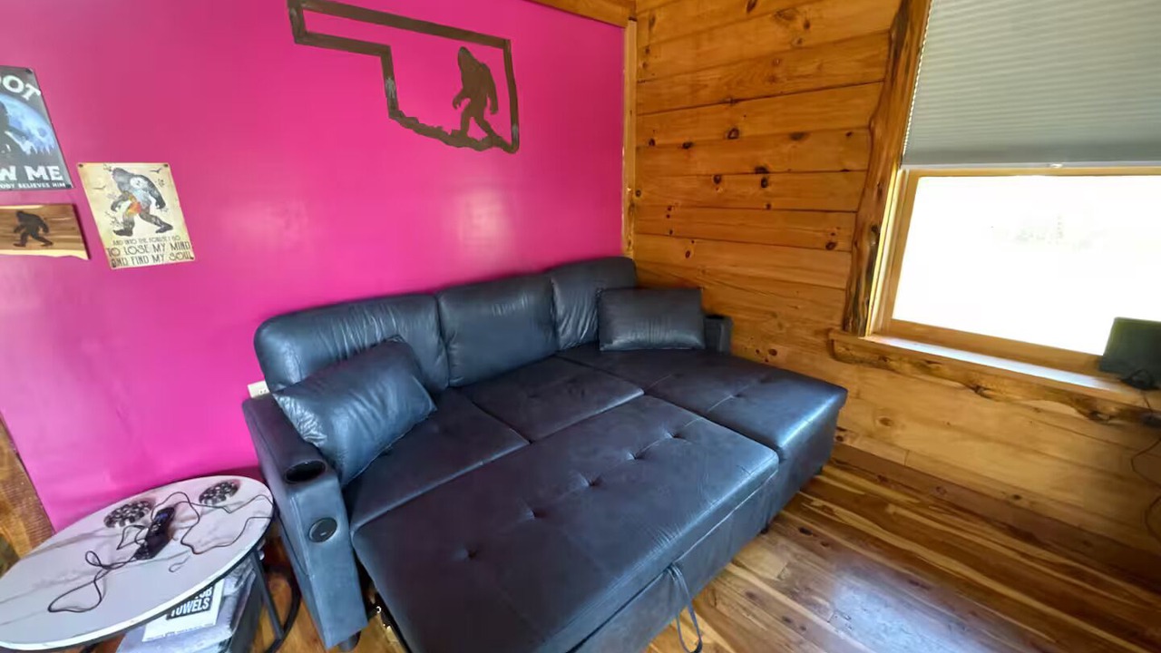 Photo of Livingroom in Checotah