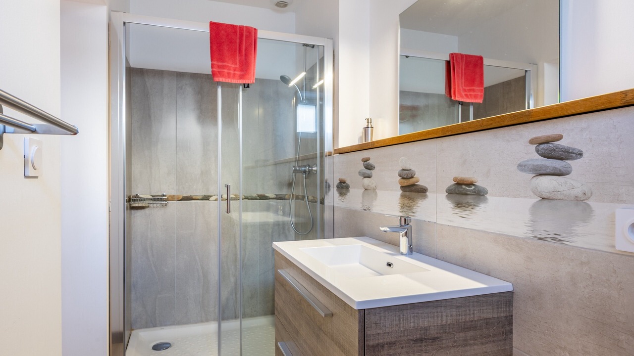 Photo of Bathroom in Saint-Michel-Mont-Mercure