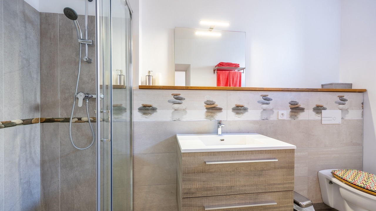 Photo of Bathroom in Saint-Michel-Mont-Mercure