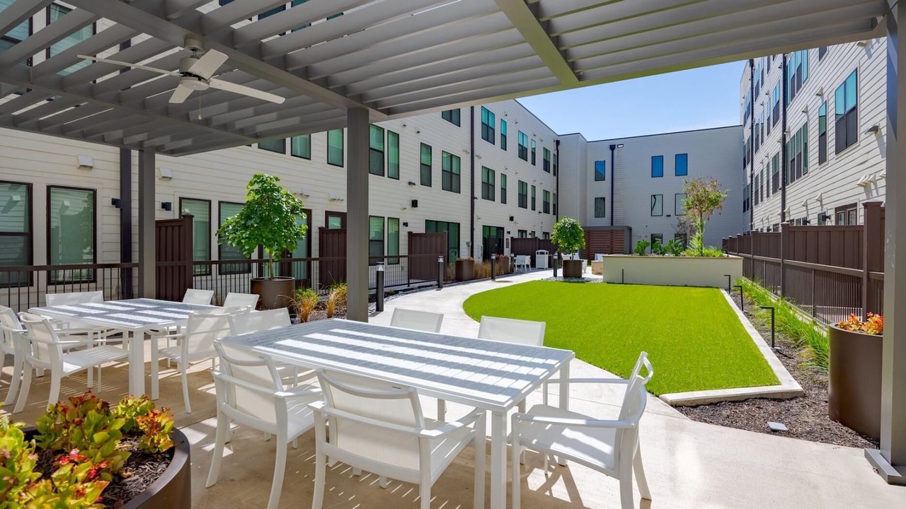 Photo of Outdoor in Sweetbriar