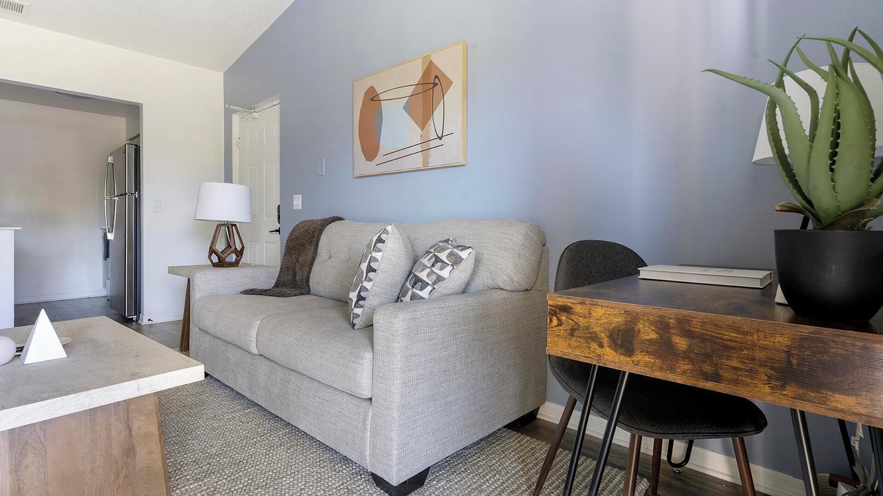 Photo of Livingroom in Fruitville