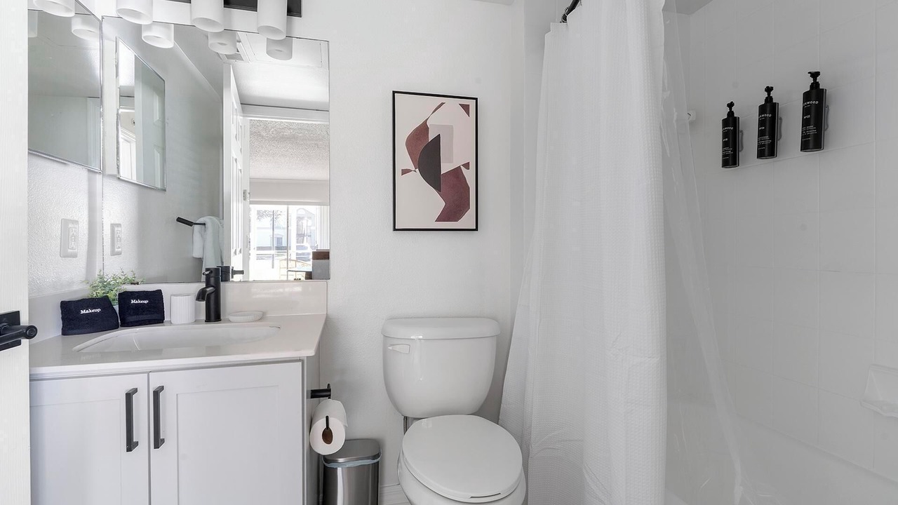 Photo of Bathroom in Fruitville