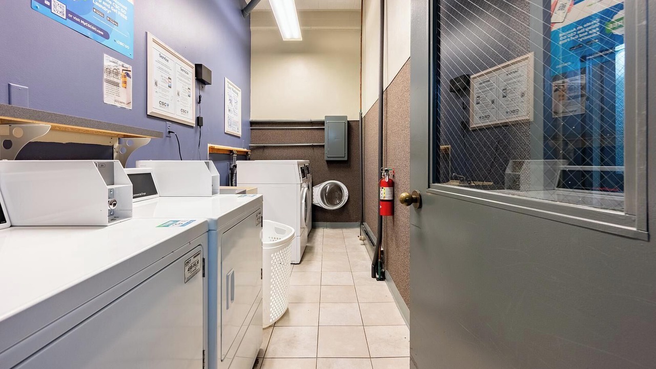 Photo of Others in Metro Center