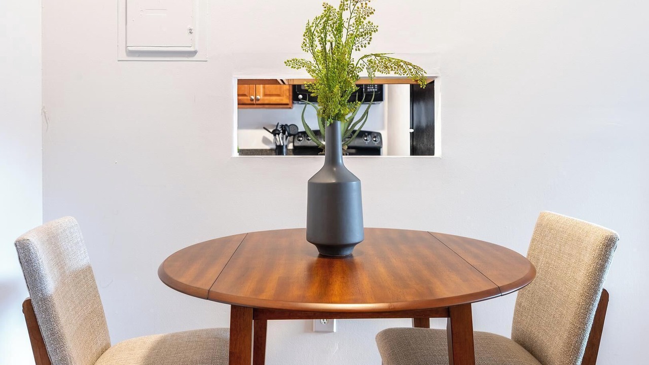 Photo of Others in Metro Center