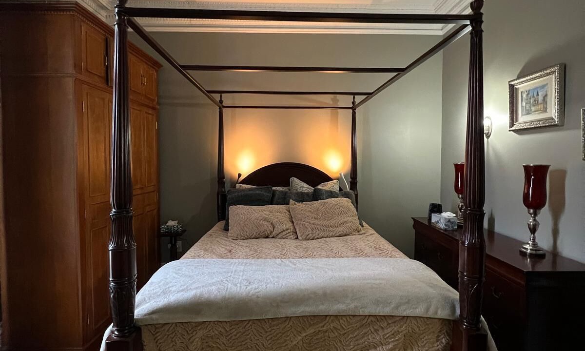 Photo of Bedroom in Hamilton