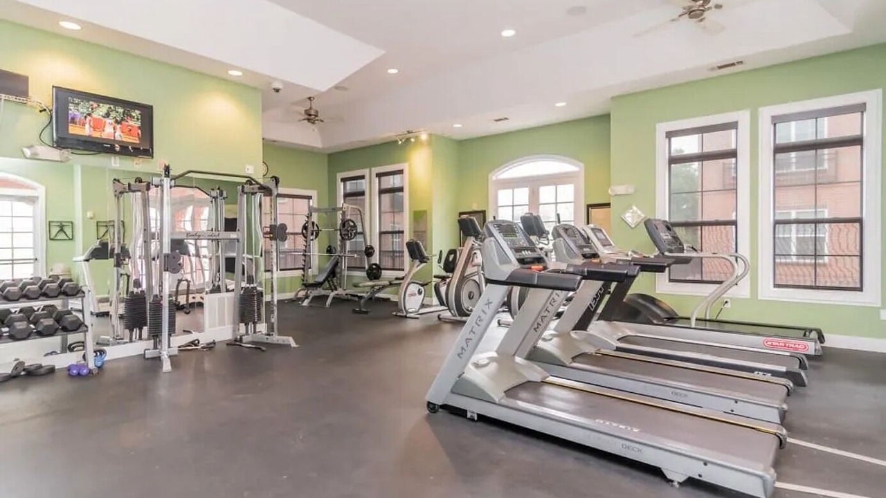 Photo of Others in West New Haven