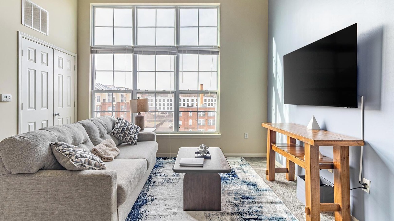 Photo of Livingroom in West New Haven