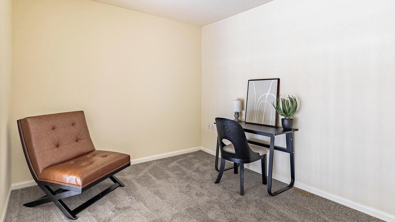 Photo of Others in West New Haven