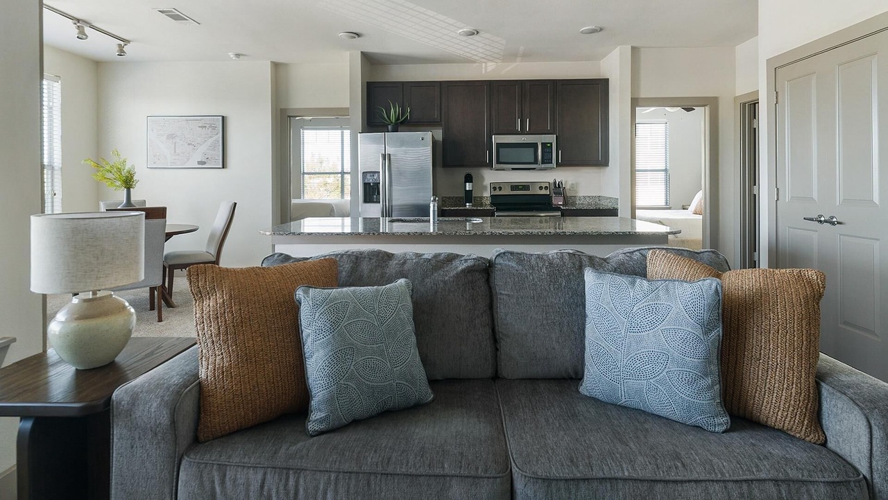 Photo of Livingroom in Spring