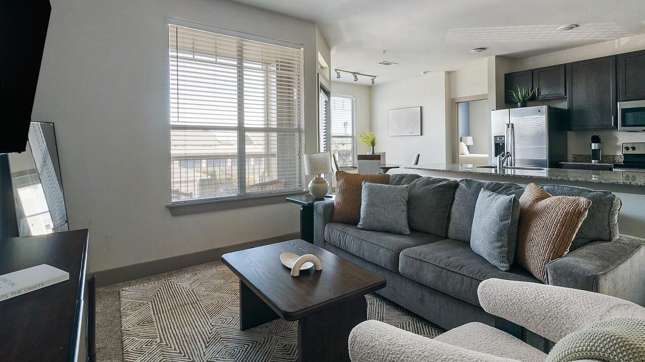 Photo of Livingroom in Spring