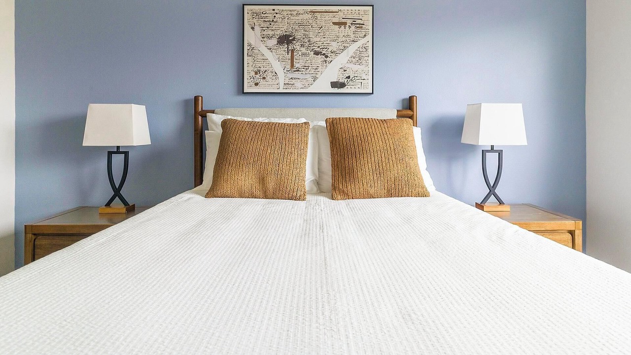Photo of Bedroom in Spring