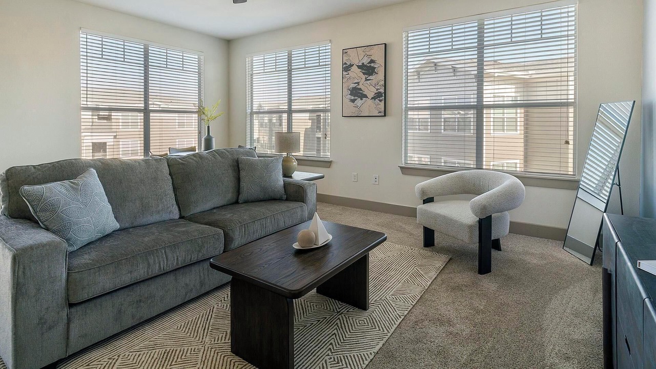 Photo of Livingroom in Spring