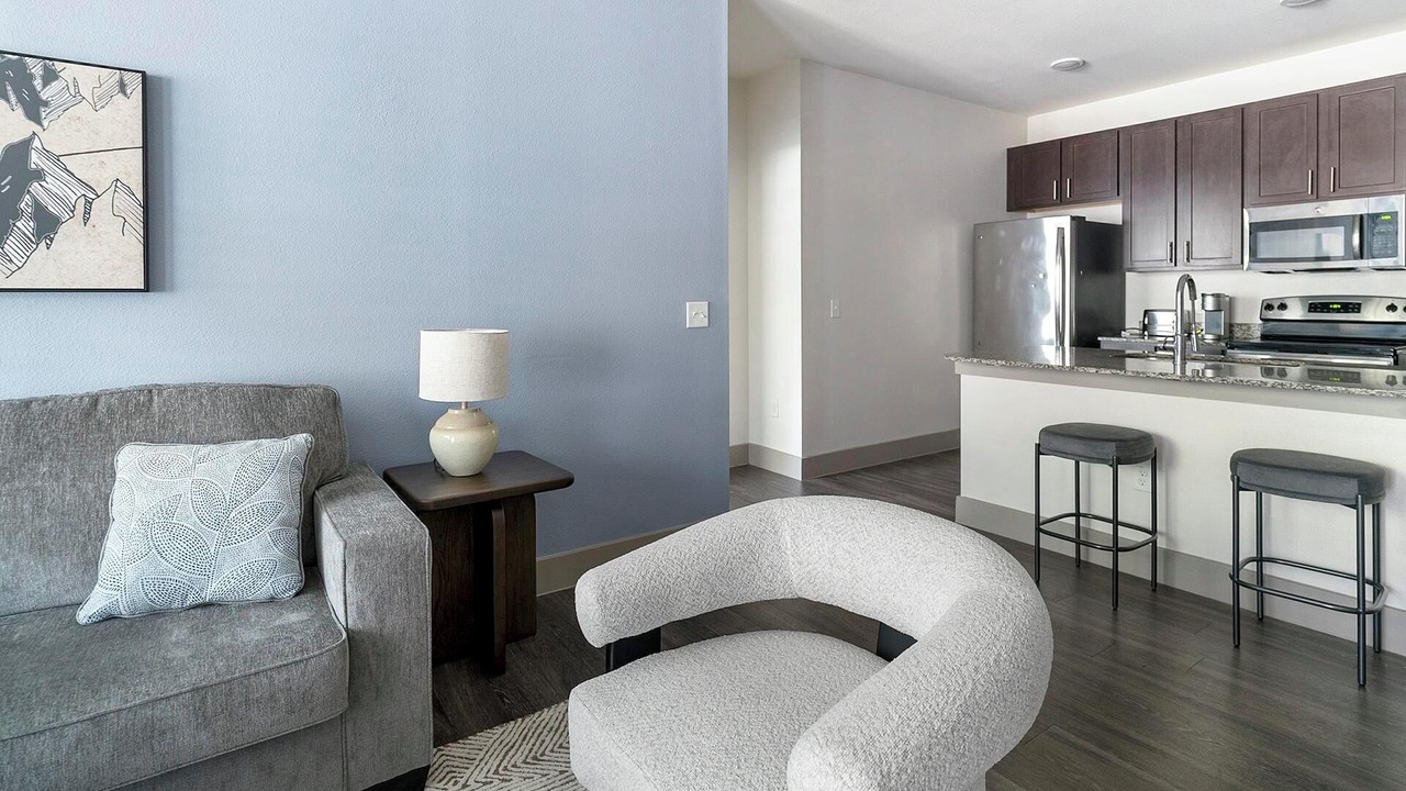 Photo of Livingroom in Spring