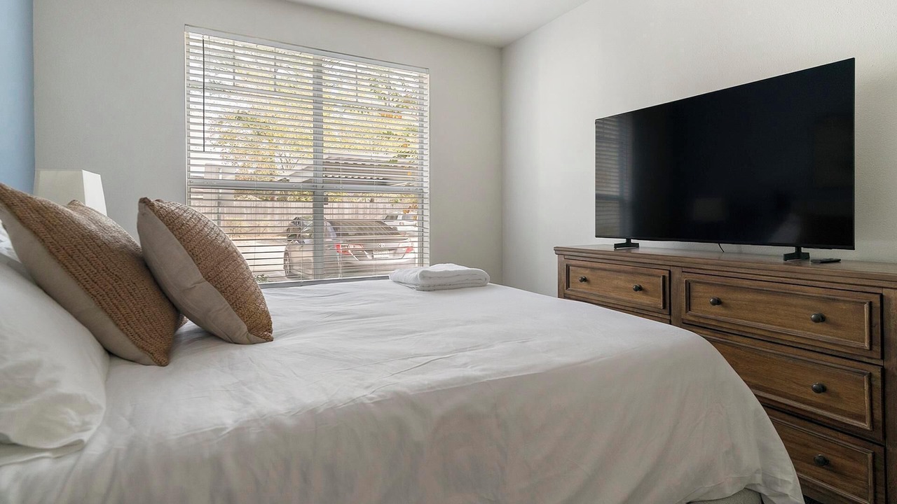 Photo of Bedroom in Spring