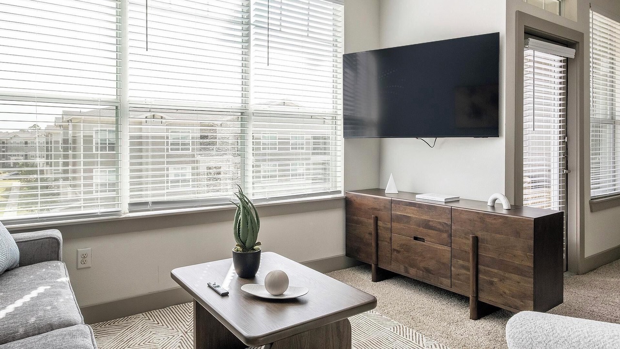 Photo of Livingroom in Spring