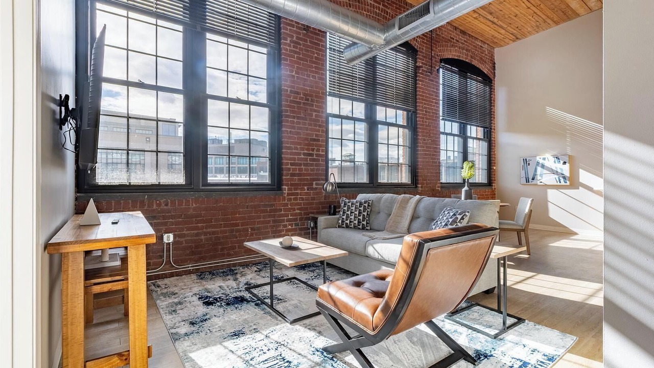 Photo of Livingroom in Prospect Hill