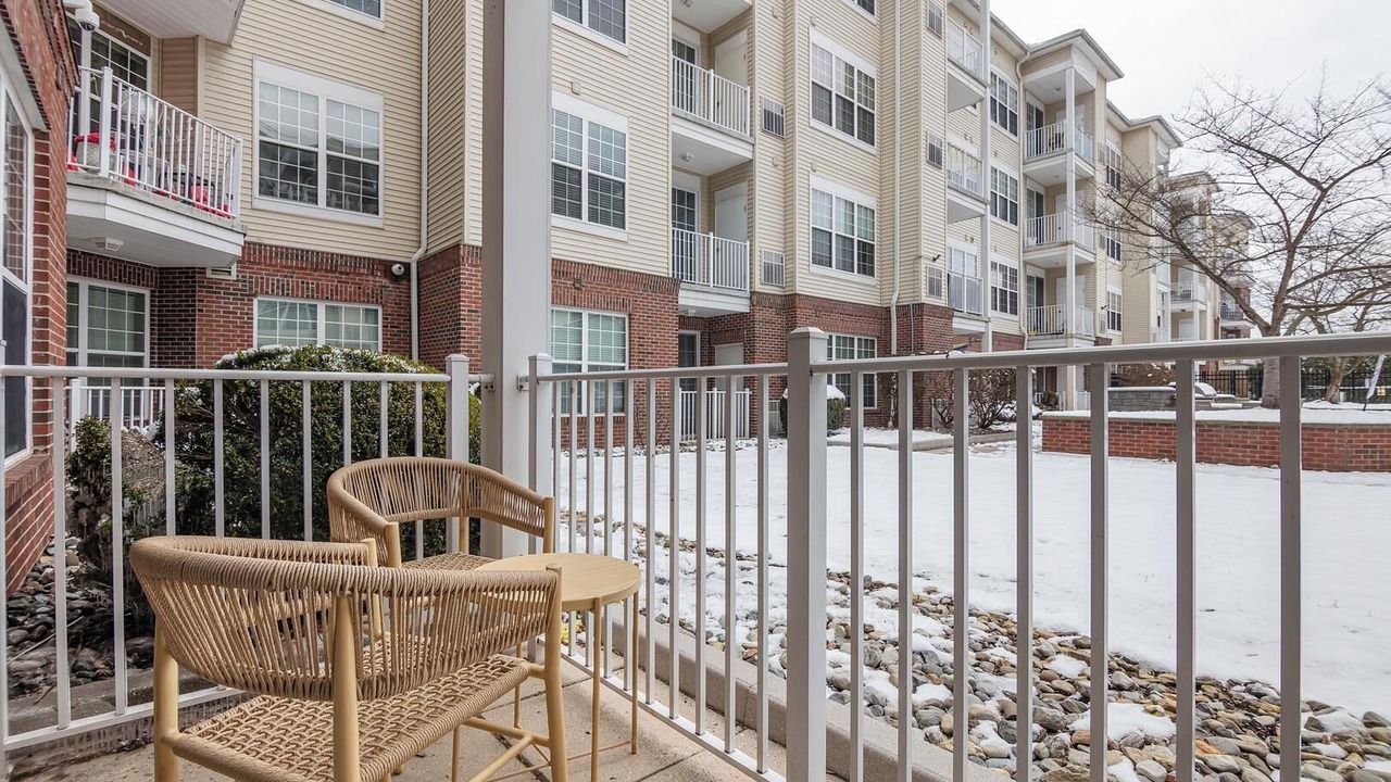Photo of Outdoor in Raritan
