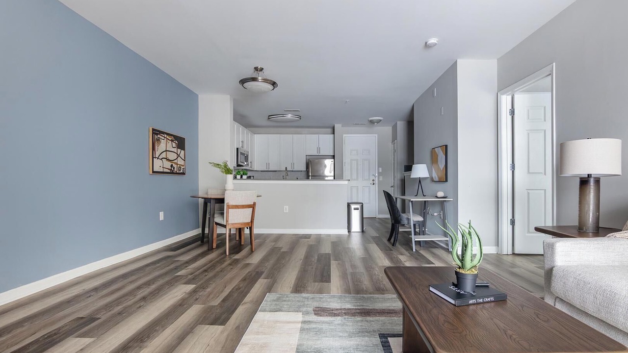 Photo of Livingroom in Raritan
