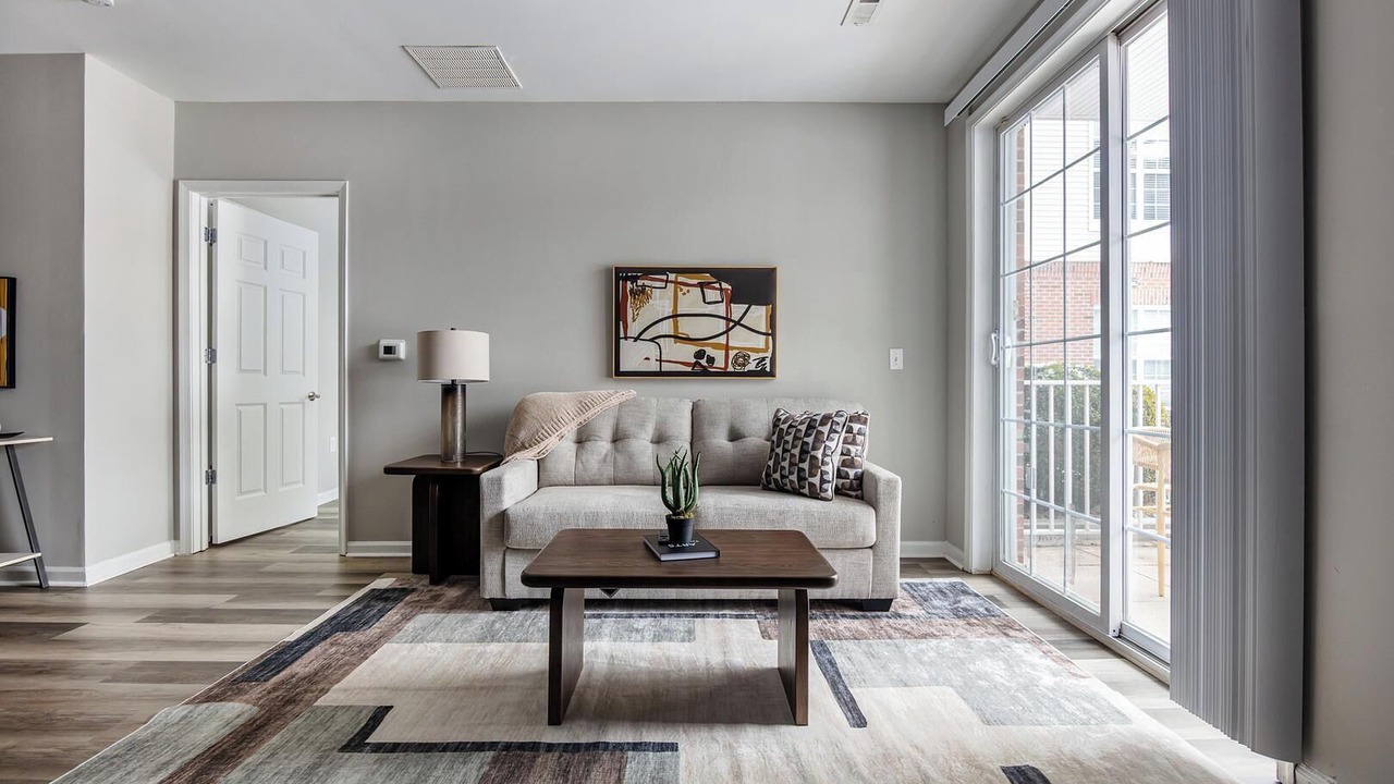 Photo of Livingroom in Raritan