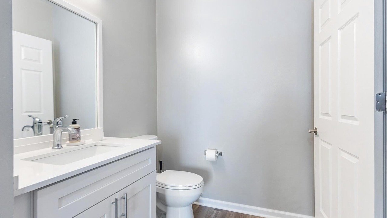 Photo of Bathroom in Raritan