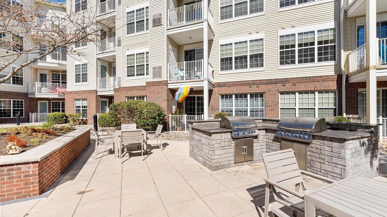 Photo of Outdoor in Raritan