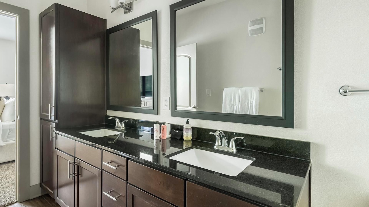 Photo of Bathroom in Klein