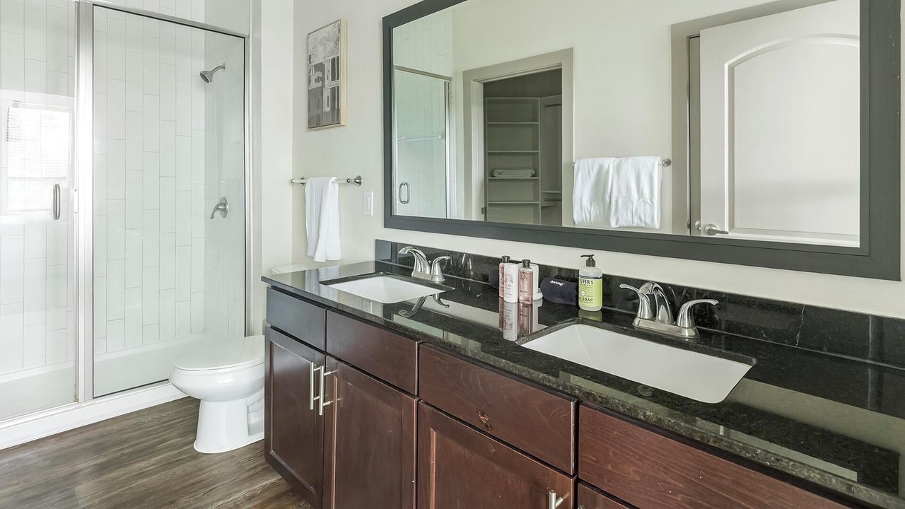 Photo of Bathroom in Klein