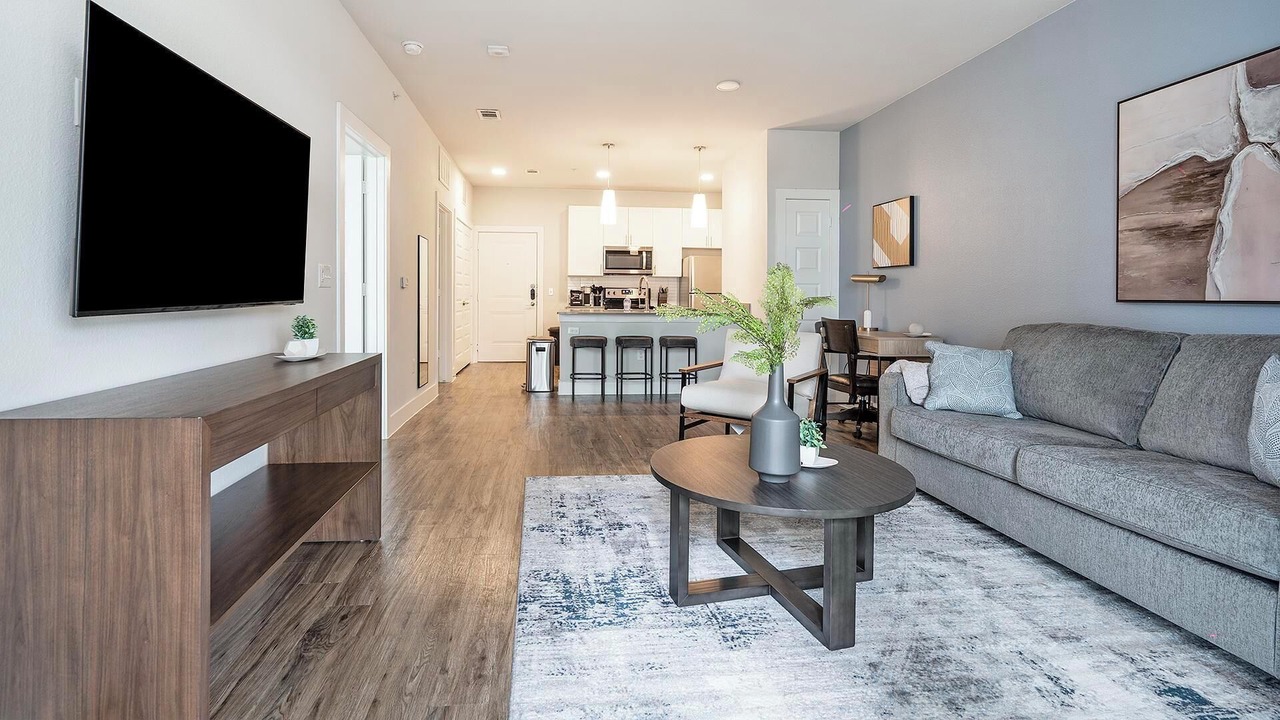 Photo of Livingroom in Far North Central