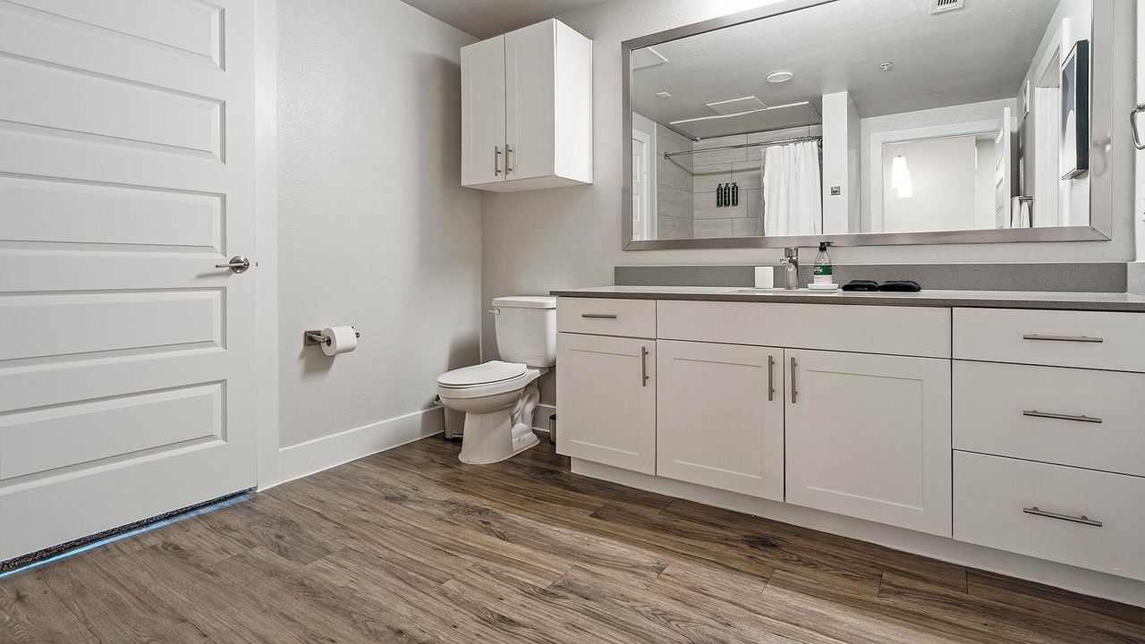 Photo of Bathroom in Far North Central