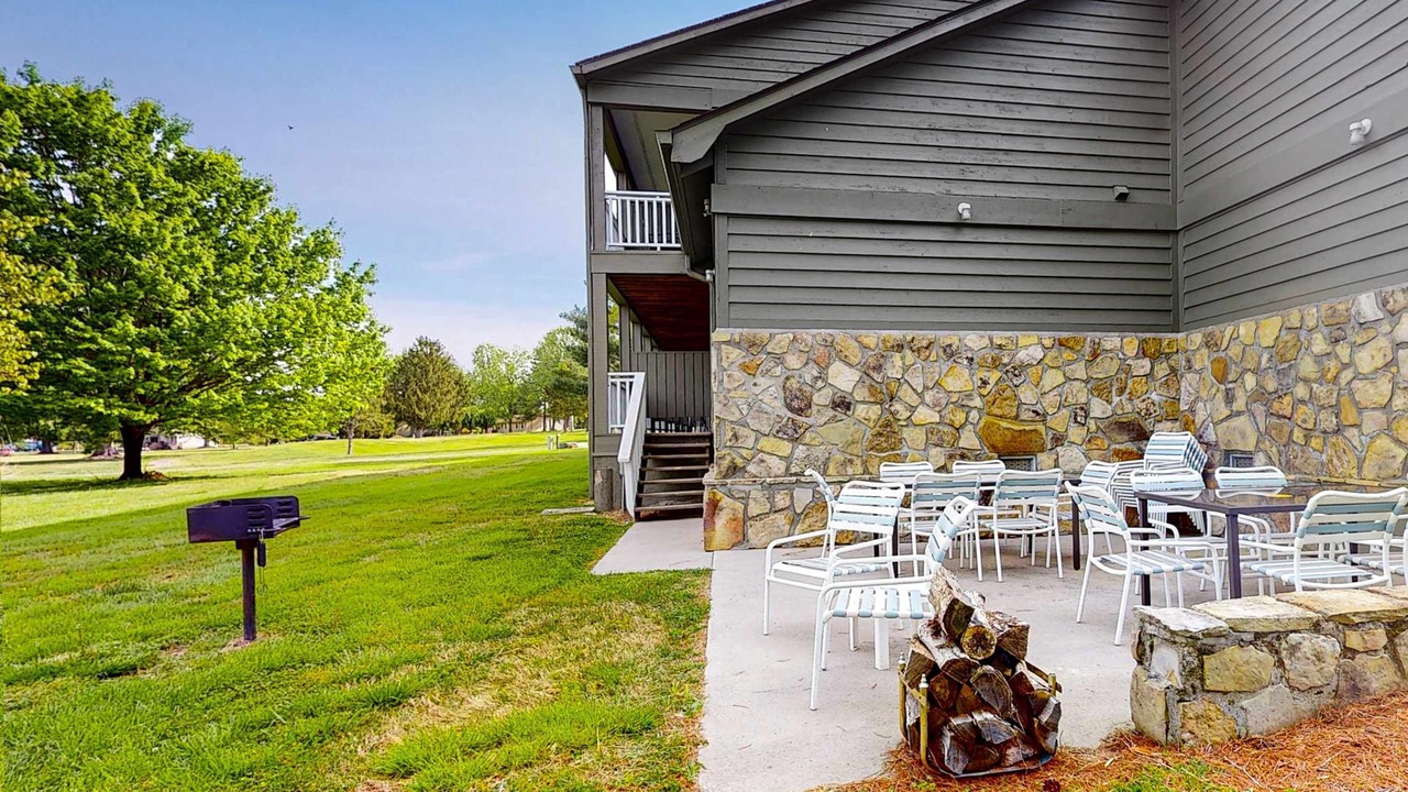 Photo of Outdoor in Baneberry