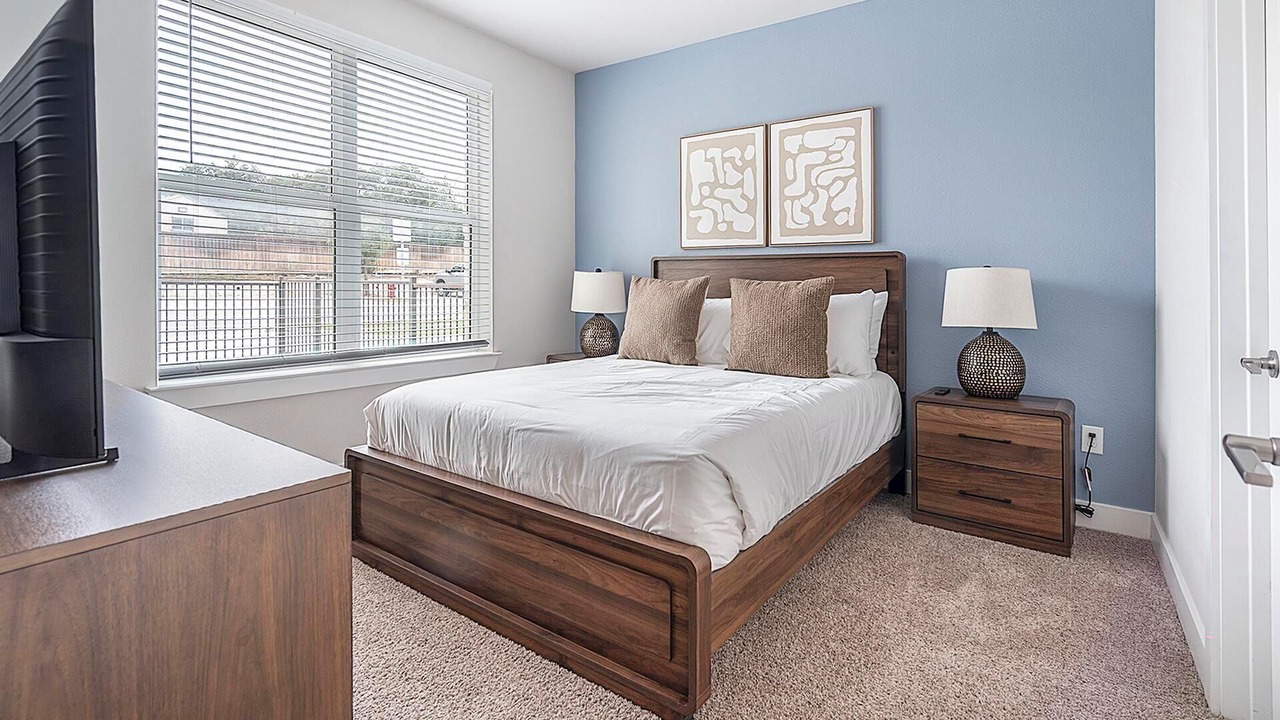 Photo of Bedroom in Far North Central