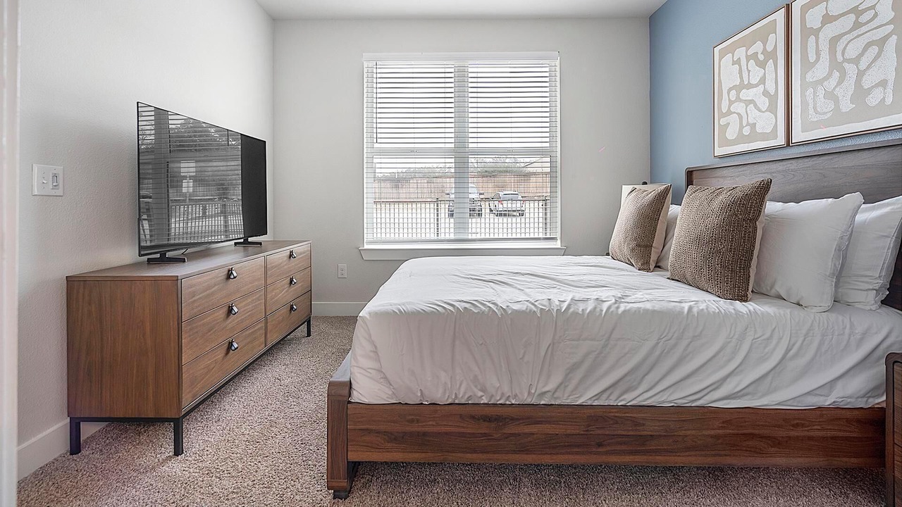 Photo of Bedroom in Far North Central