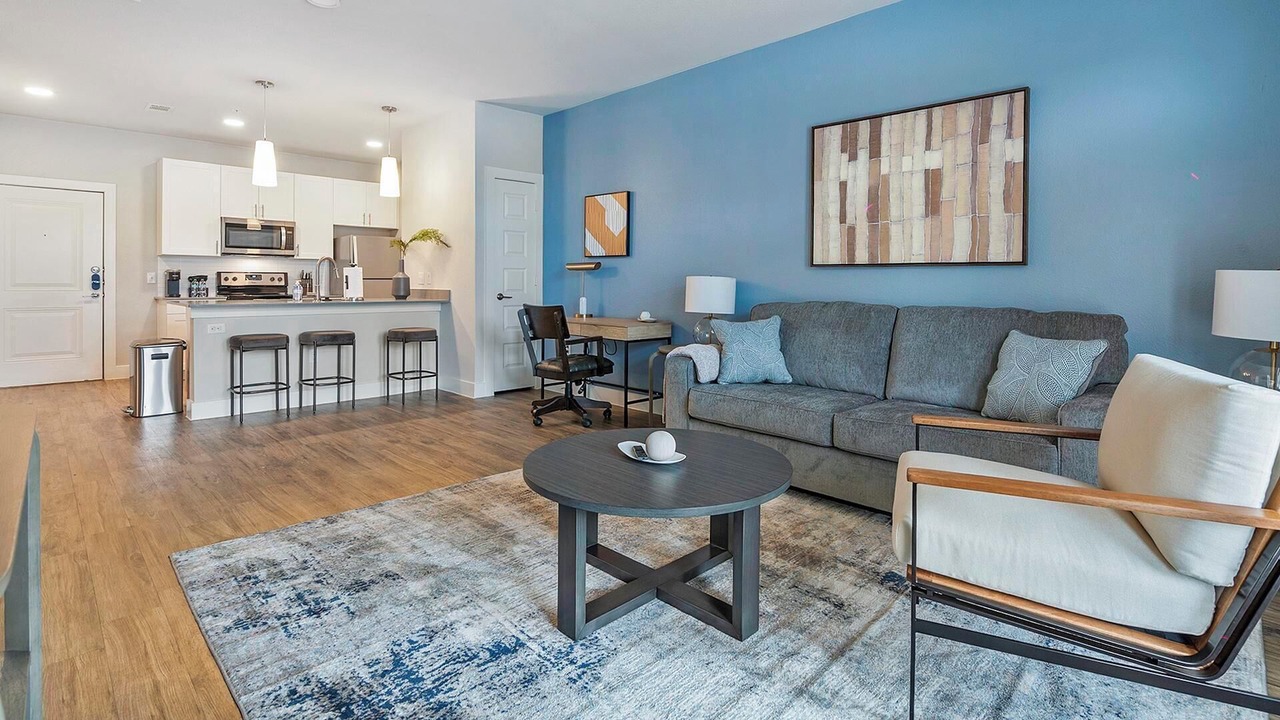Photo of Livingroom in Far North Central