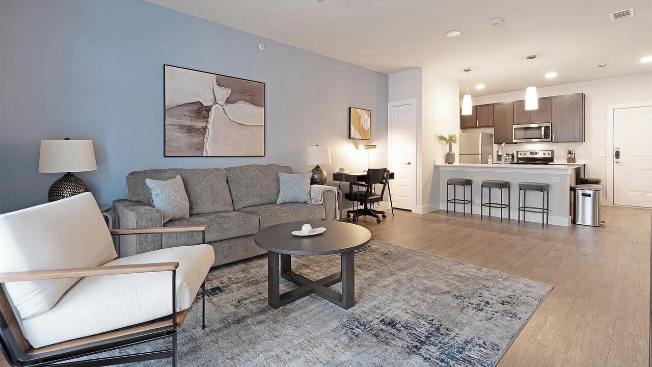 Photo of Livingroom in Far North Central