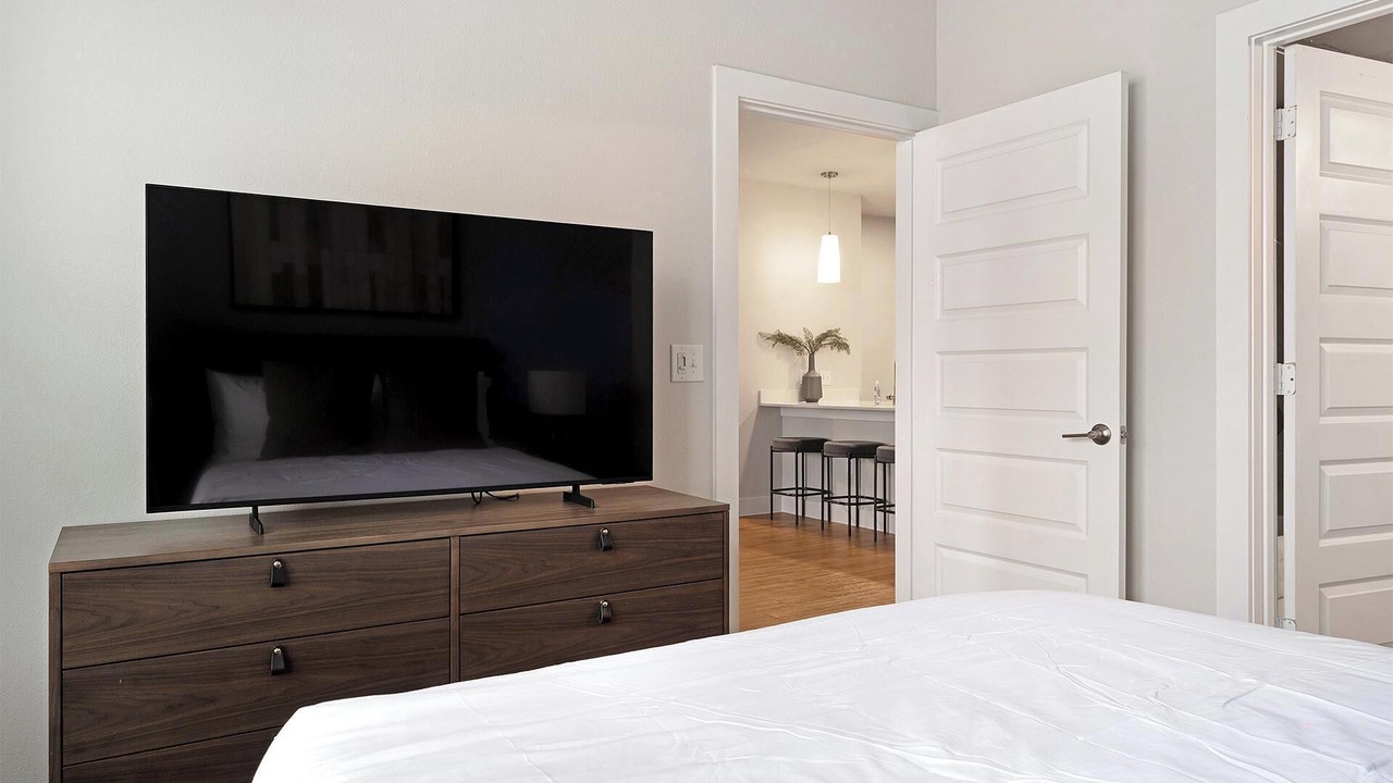 Photo of Bedroom in Far North Central
