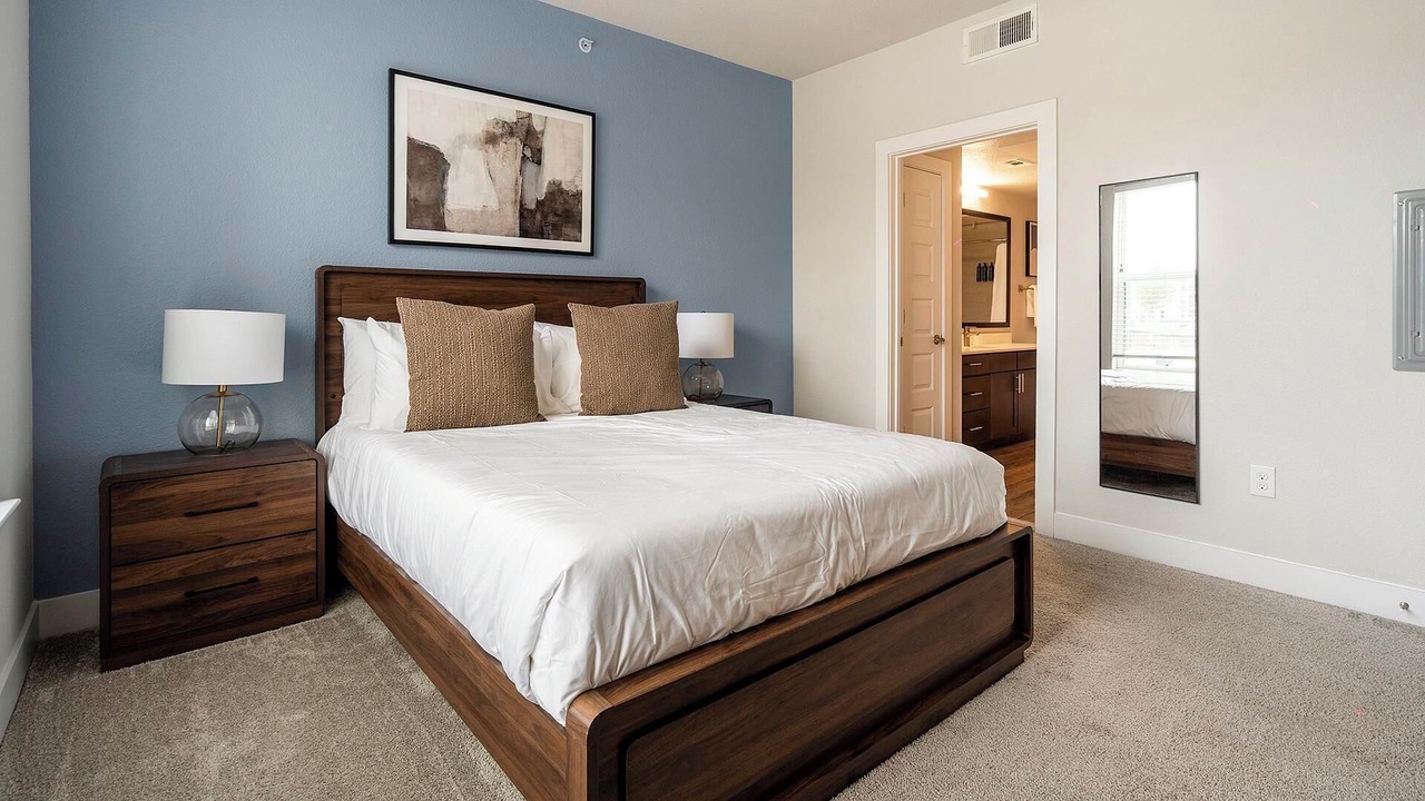 Photo of Bedroom in Far North Central