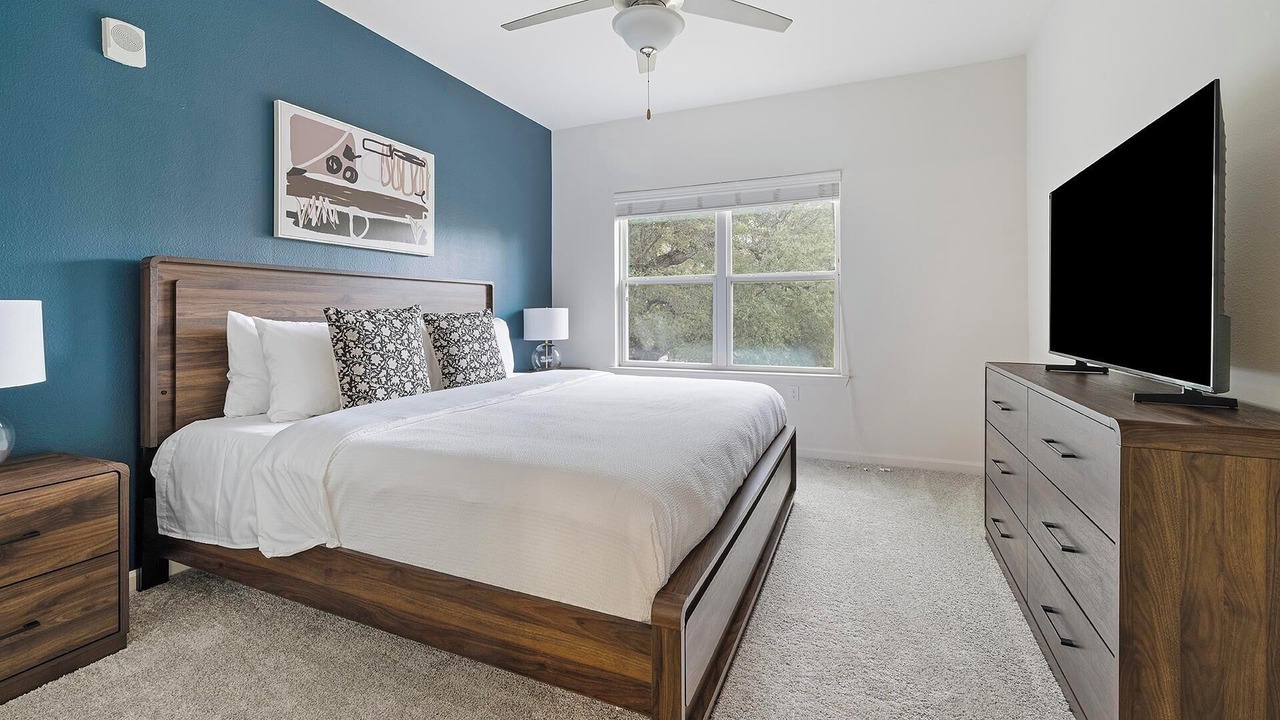 Photo of Bedroom in McNeil