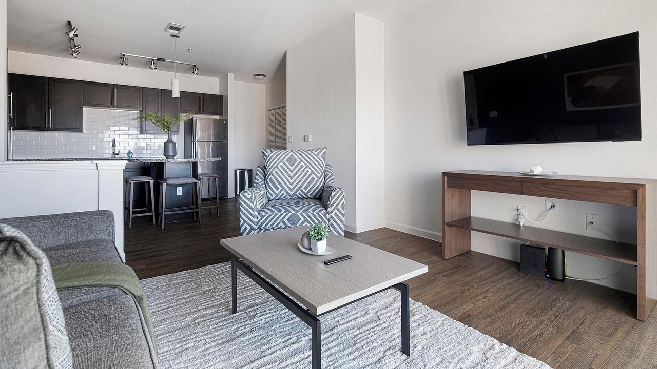 Photo of Livingroom in McNeil