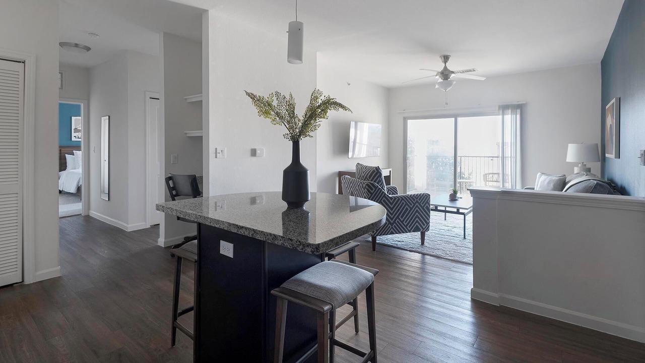 Photo of Livingroom in McNeil