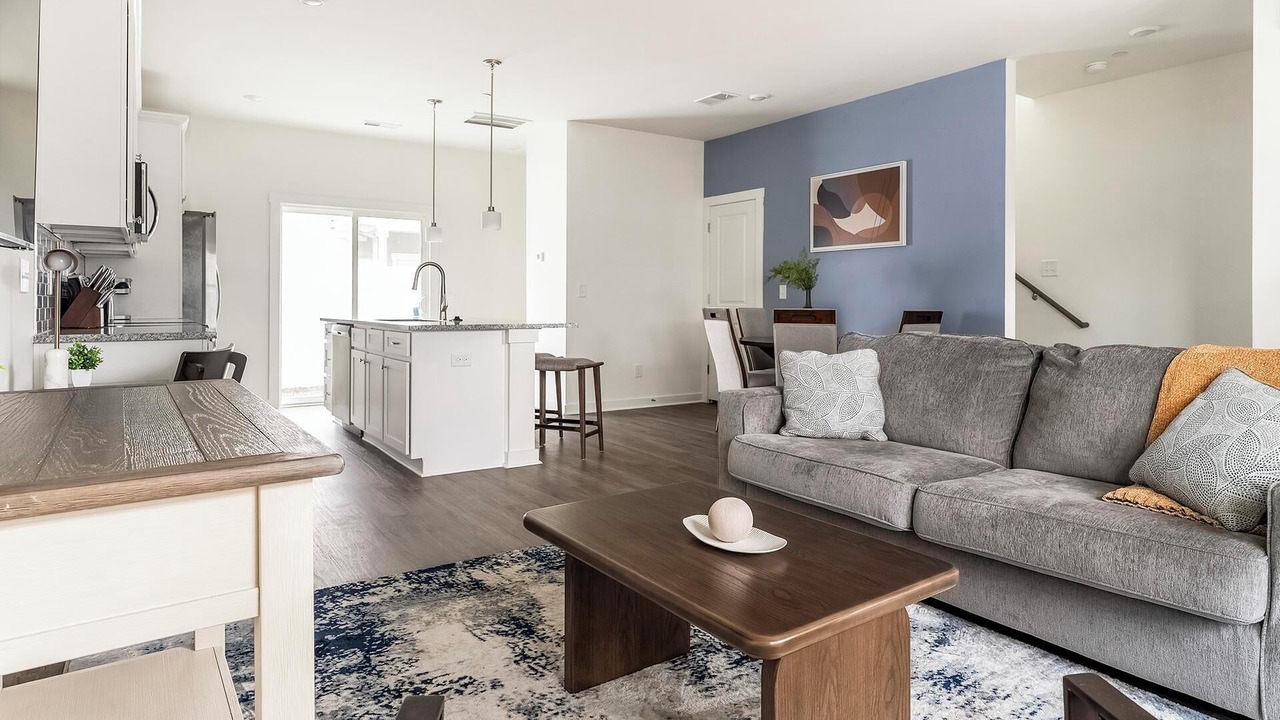 Photo of Livingroom in Port Wentworth