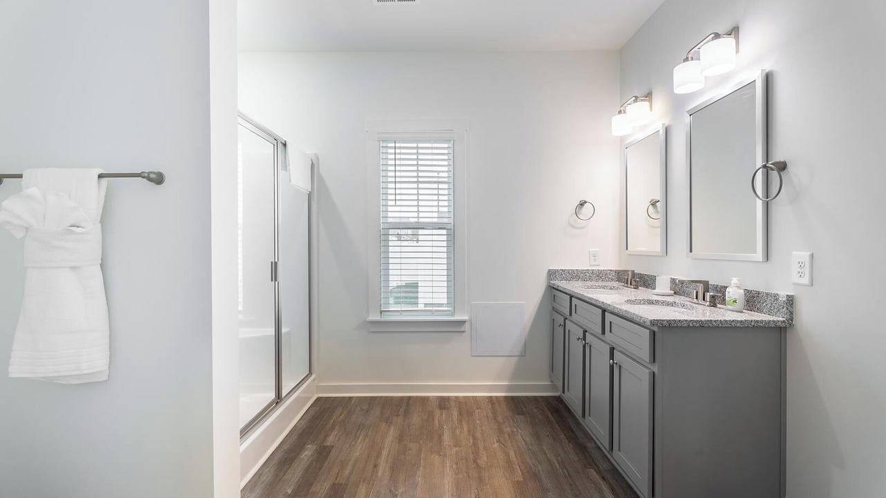 Photo of Bathroom in Port Wentworth
